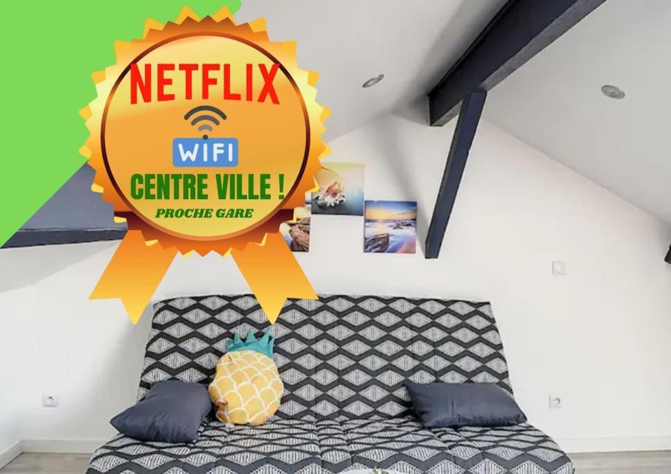 생캉탱 Atypique T1 Duplex - Wifi .Parking .Proche .Gare 아파트 외부 사진