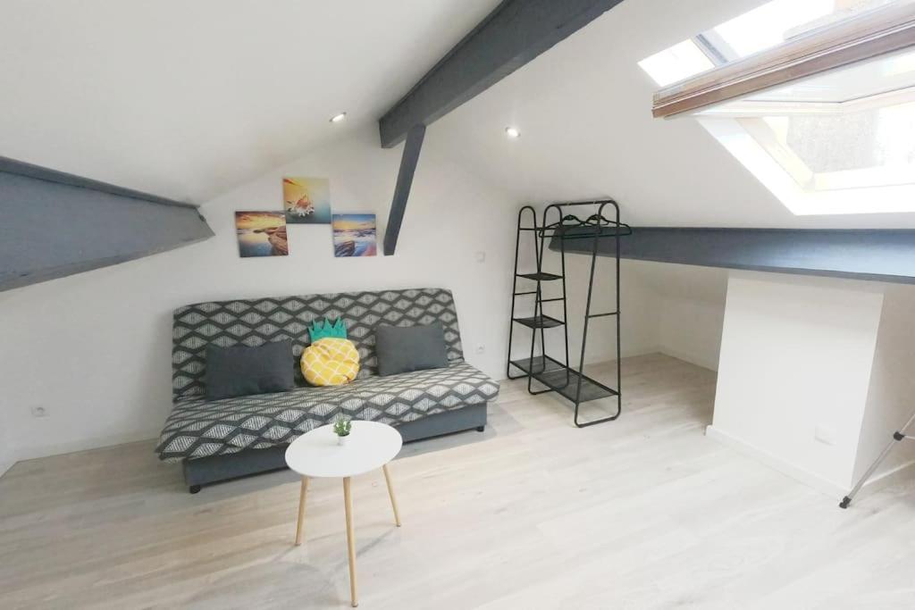 생캉탱 Atypique T1 Duplex - Wifi .Parking .Proche .Gare 아파트 외부 사진