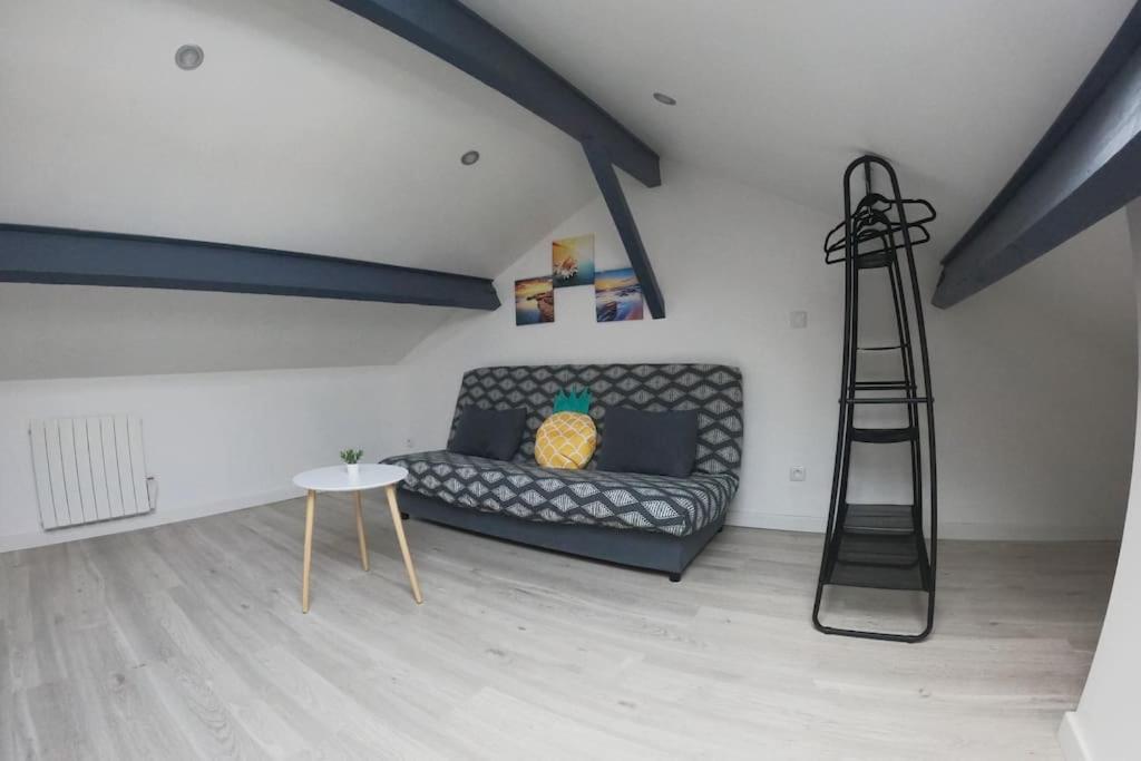 생캉탱 Atypique T1 Duplex - Wifi .Parking .Proche .Gare 아파트 외부 사진